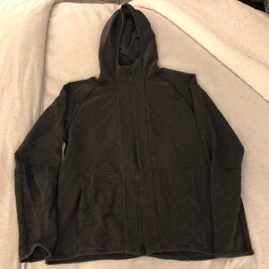 Lululemon Men’s sweatshirt